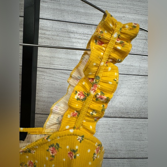 MFloral Tank - Picture 3 of 4